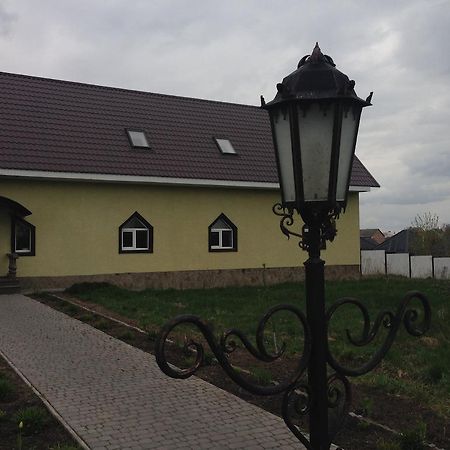 Formula Plus Motel Luck Kültér fotó