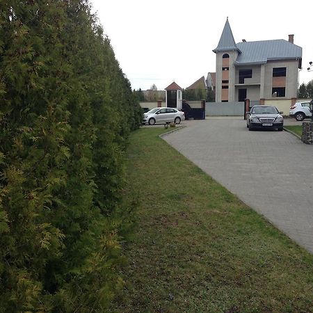 Formula Plus Motel Luck Kültér fotó
